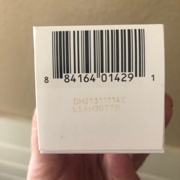 Rodan+Fields Reverse Deep Exfoliating Cleaner - Picture 2 of 5